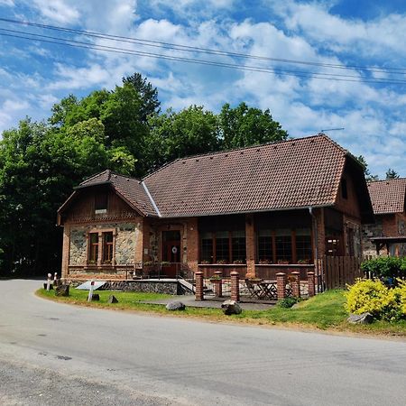 Hotel Penzion Pacovka Chynov Exteriér fotografie